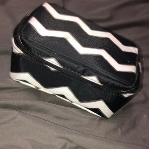 ‼️5/$10 thirty-one small zip pouch cosmetics